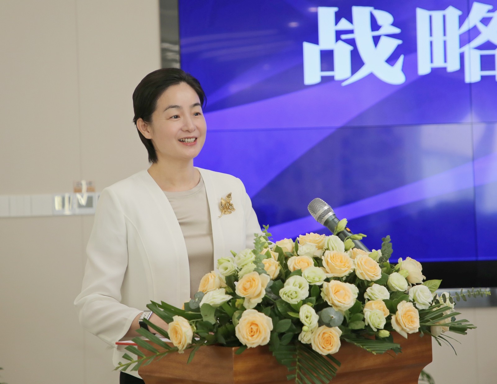 陈小艳.jpg
